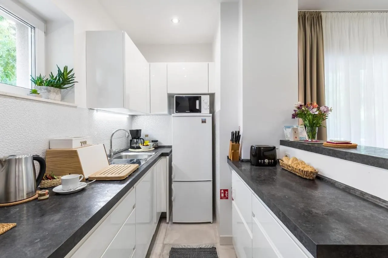 Top Location Apartment 