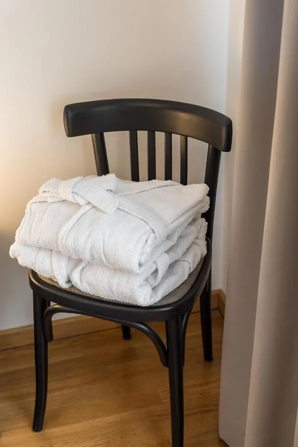 Top Location Apartment 