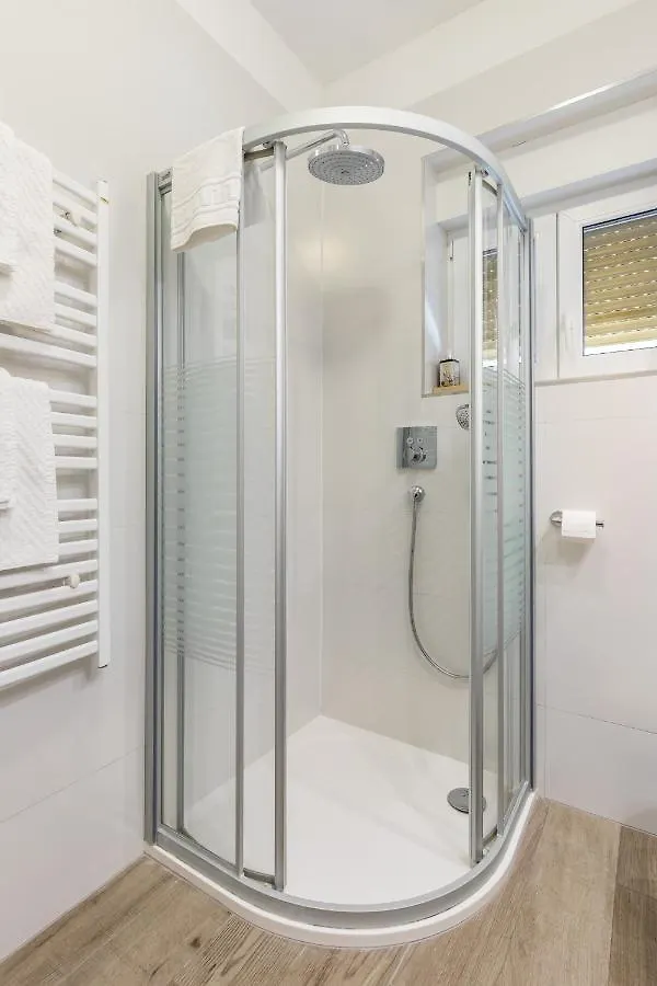 Top Location Apartment 