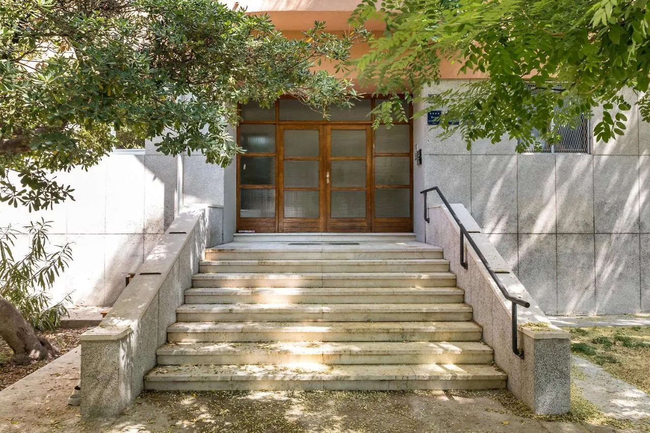 Top Location Apartment 